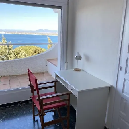 Nouveau Vue Incroyable A 6 Minutes A Pied De La Roses
